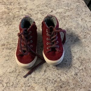 Zara boy sneakers size 24